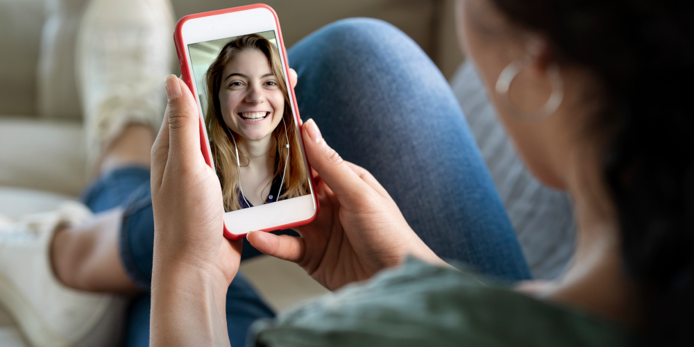 Simple ways to make caring for your friendships a habit
