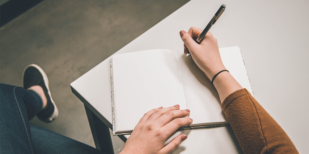 Managing your psoriasis treatment: Informed consent and symptom tracking