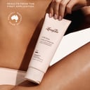 Loving Tan Deluxe Gradual Tan Dark 150ml thumbnail 4