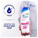 Head & Shoulders Smooth & Silky Shampoo 400ml thumbnail 3