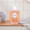 Femfresh Daily Wash 600ml thumbnail 7