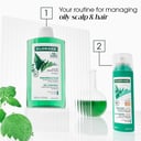 Klorane Oil Control Dry Shampoo With Nettle & Vitamin E Dark Hair - Oily Scalp And Hair 150ml thumbnail 4