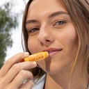 Burt's Bees Lip Balm Beeswax Tube 4.25g thumbnail 5