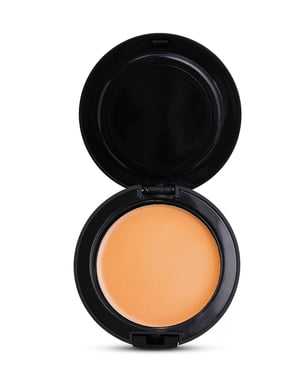 Natio Cream To Powder Foundation SPF 20 Medium 9.5g