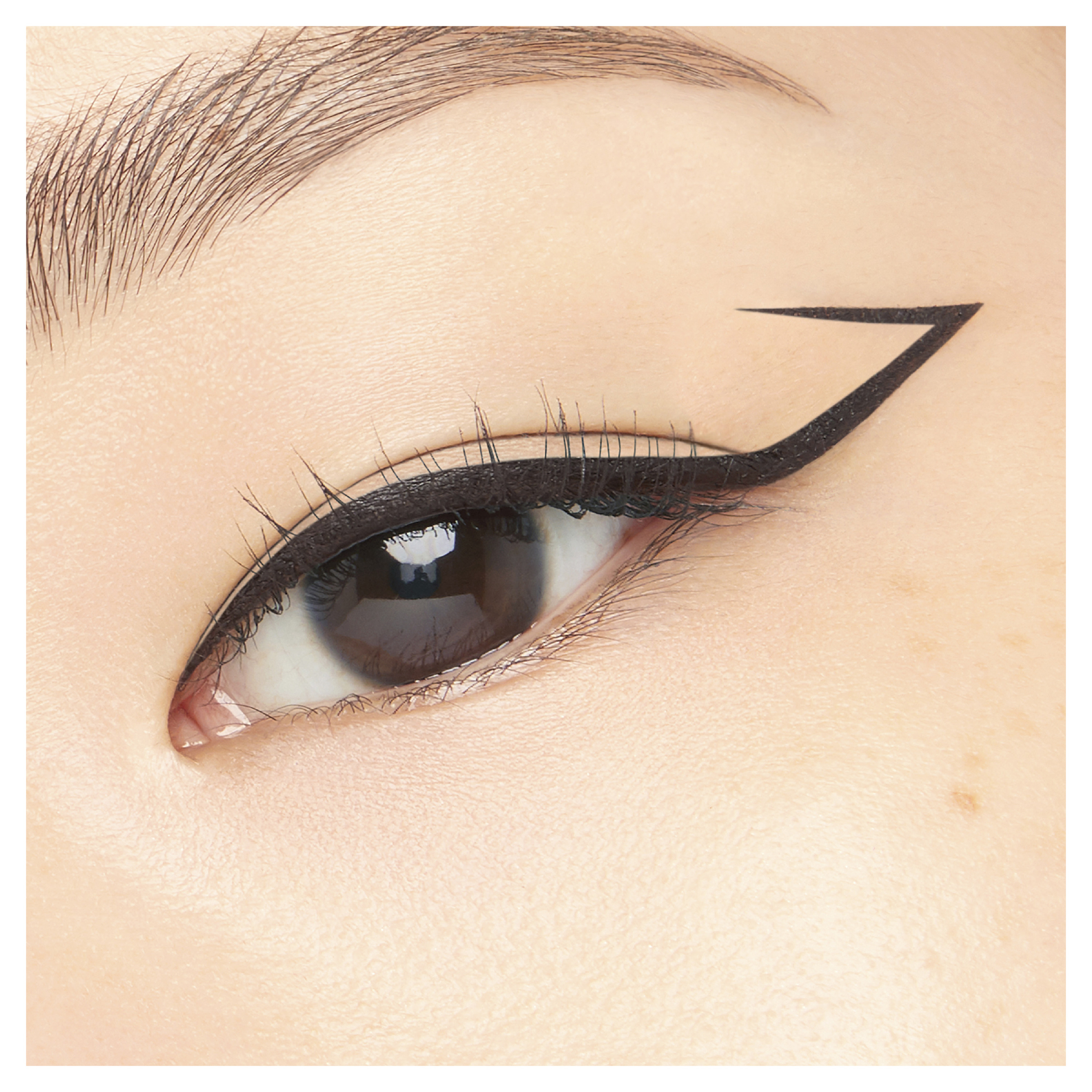 Maybelline Hypersharp Extreme Ink Eyeliner Black 1 each - Image 5