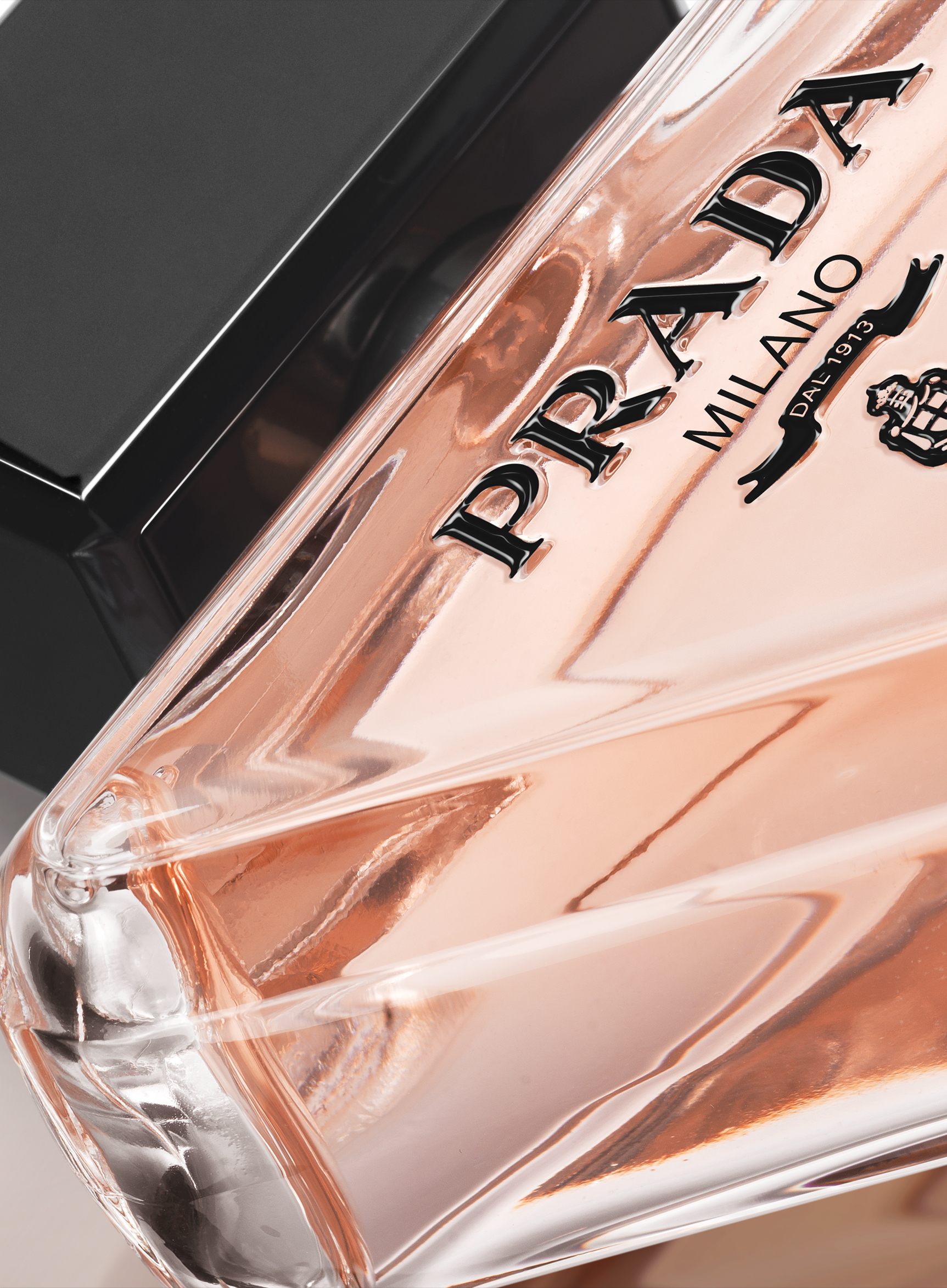 Prada Paradoxe EDP Spray 30ml - Image 6