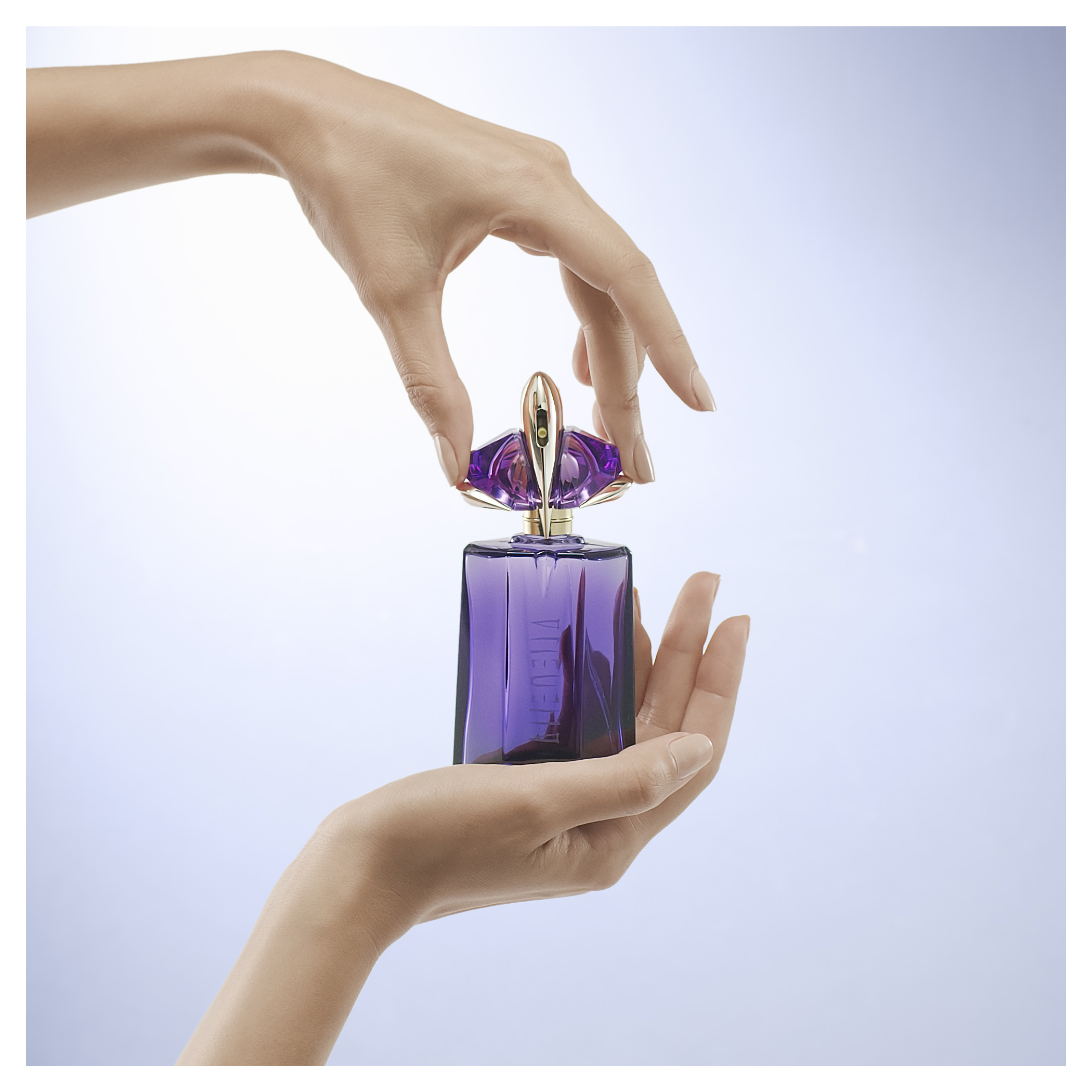 Thierry Mugler Alien EDP Refillable Spray 30ml - Image 5
