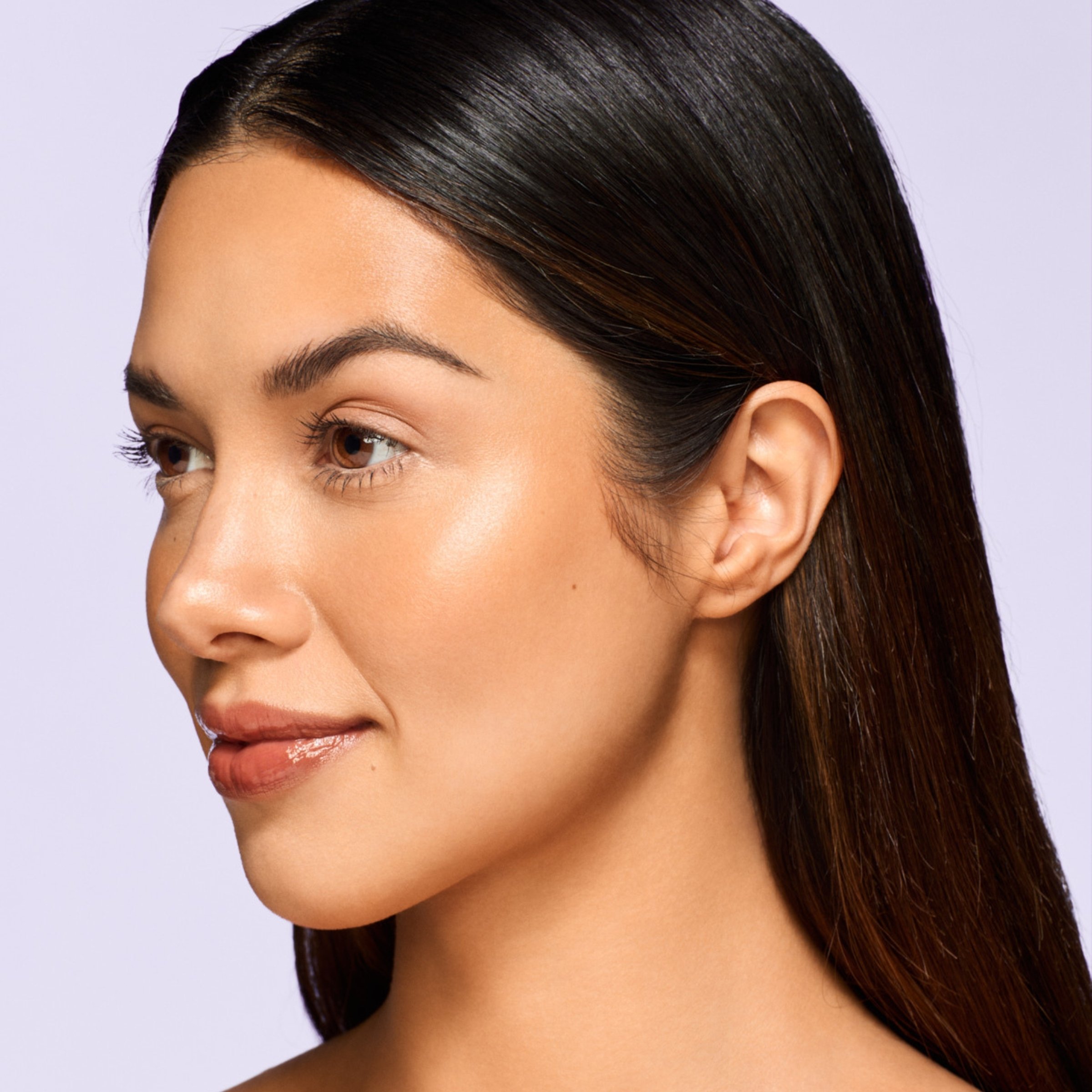 Revlon Illuminance Bronzing Powder - Luminous Bronze 8g - Image 3