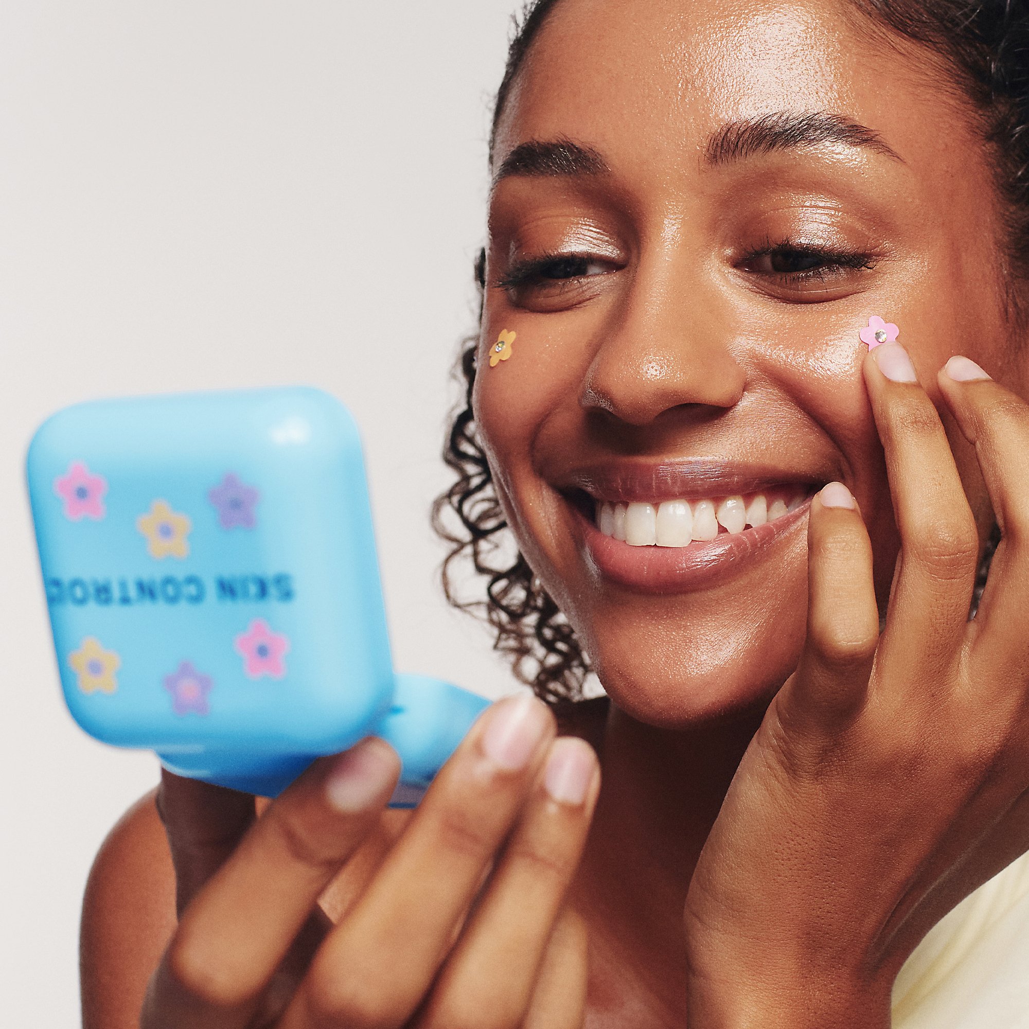 Skin Control Pimple Patch Flower Power Case 1 each - Image 3