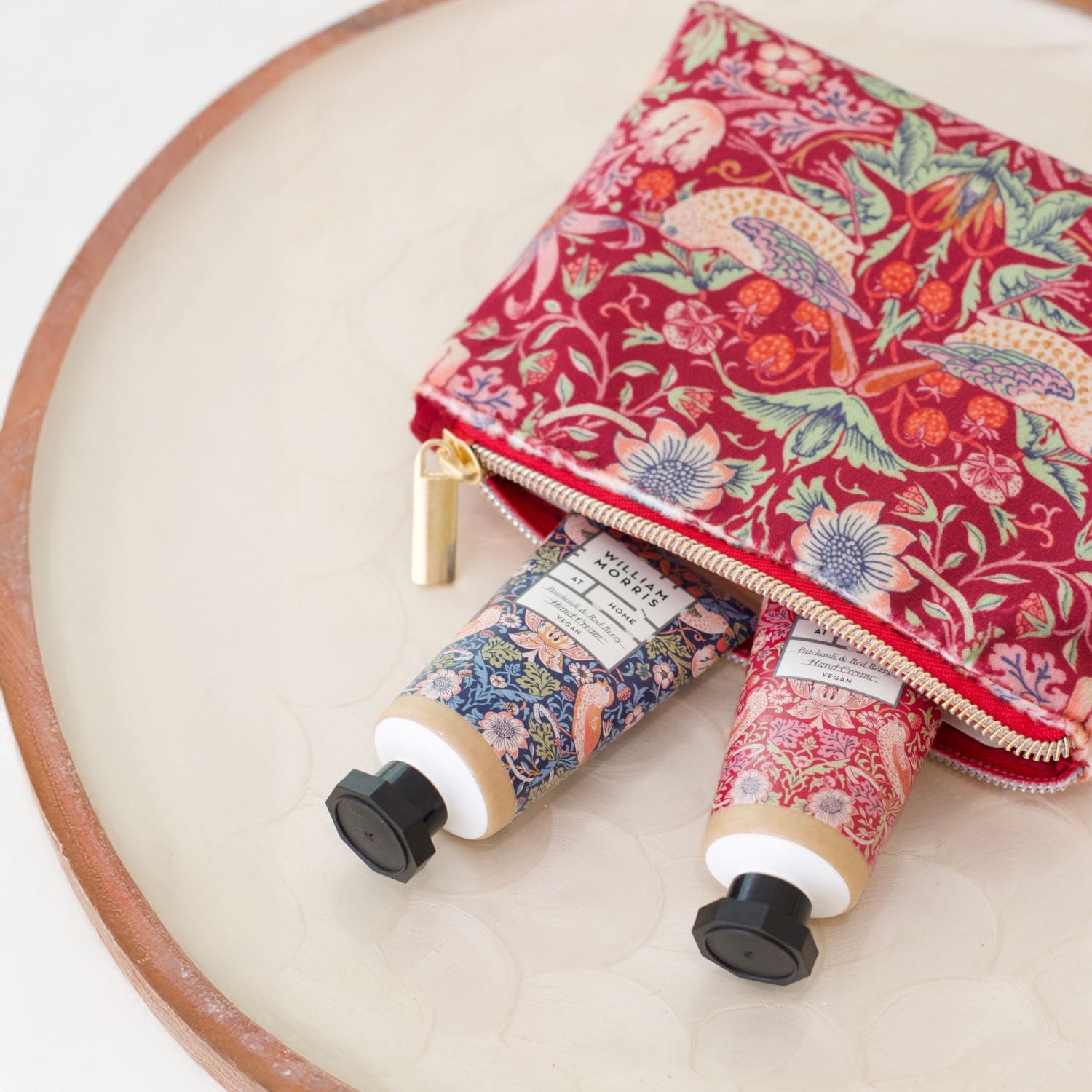 William Morris At Home Strawberry Thief Hand Care Set 2 piece - Image 4