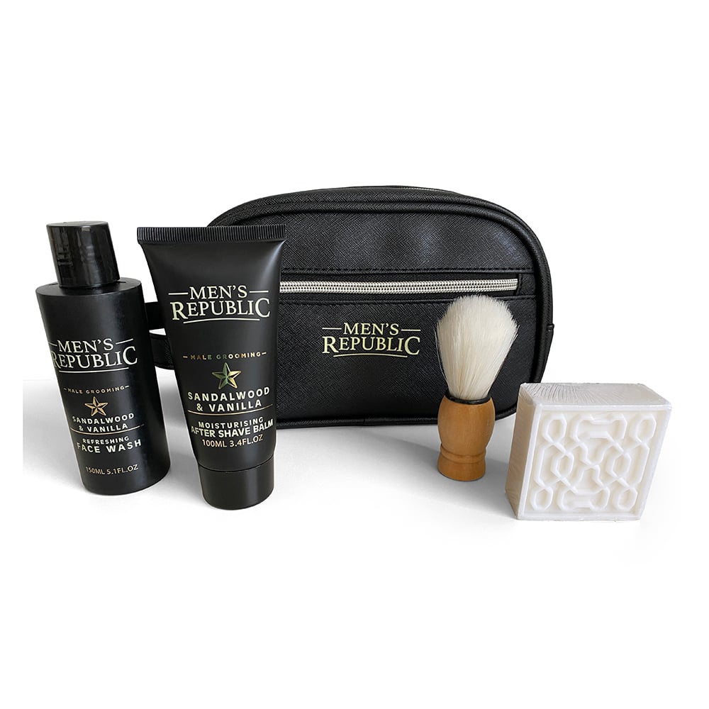 Men's Republic Grooming Kit Cleansing in Toiletry Bag 4 piece - Image 1