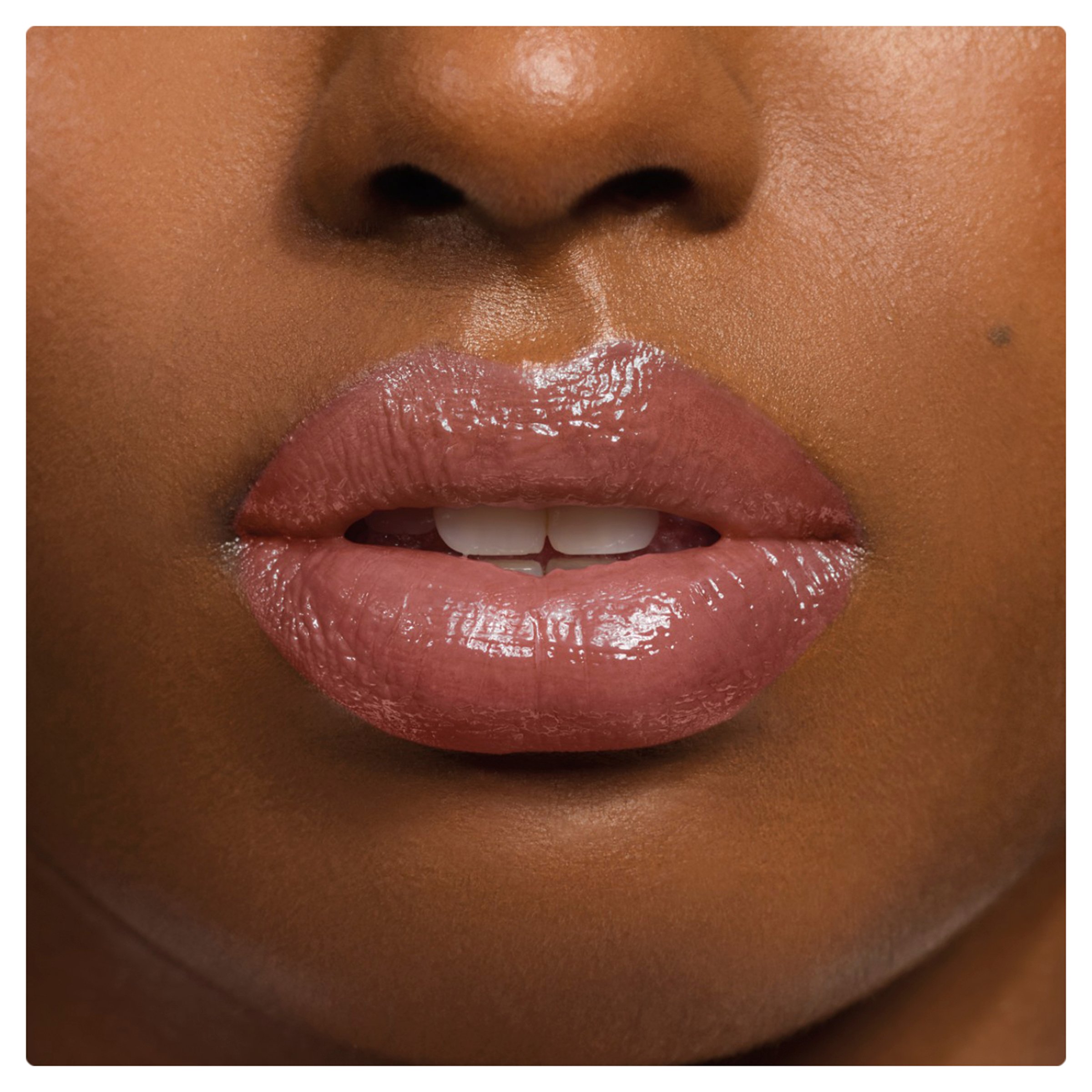 Rimmel Thrill Seeker Lip Latex Sassy 100 - 6ml - Image 4