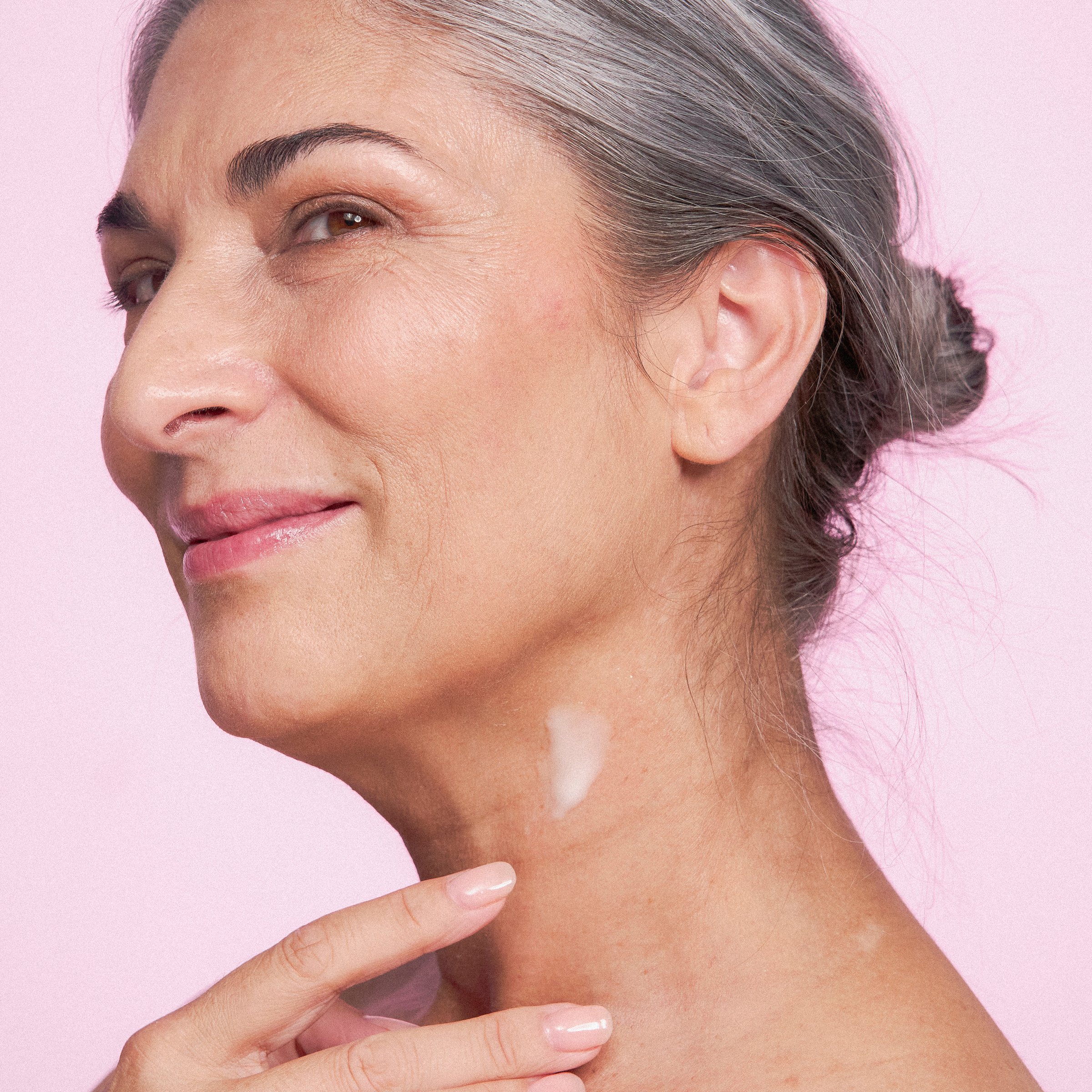The Jojoba Company Neck & Décolletage Lifting Concentrate 30ml - Image 6