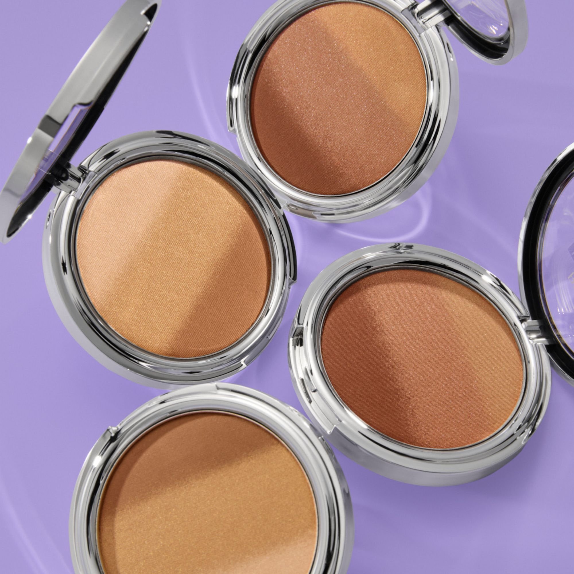Revlon Illuminance Bronzing Powder - Luminous Bronze 8g - Image 5