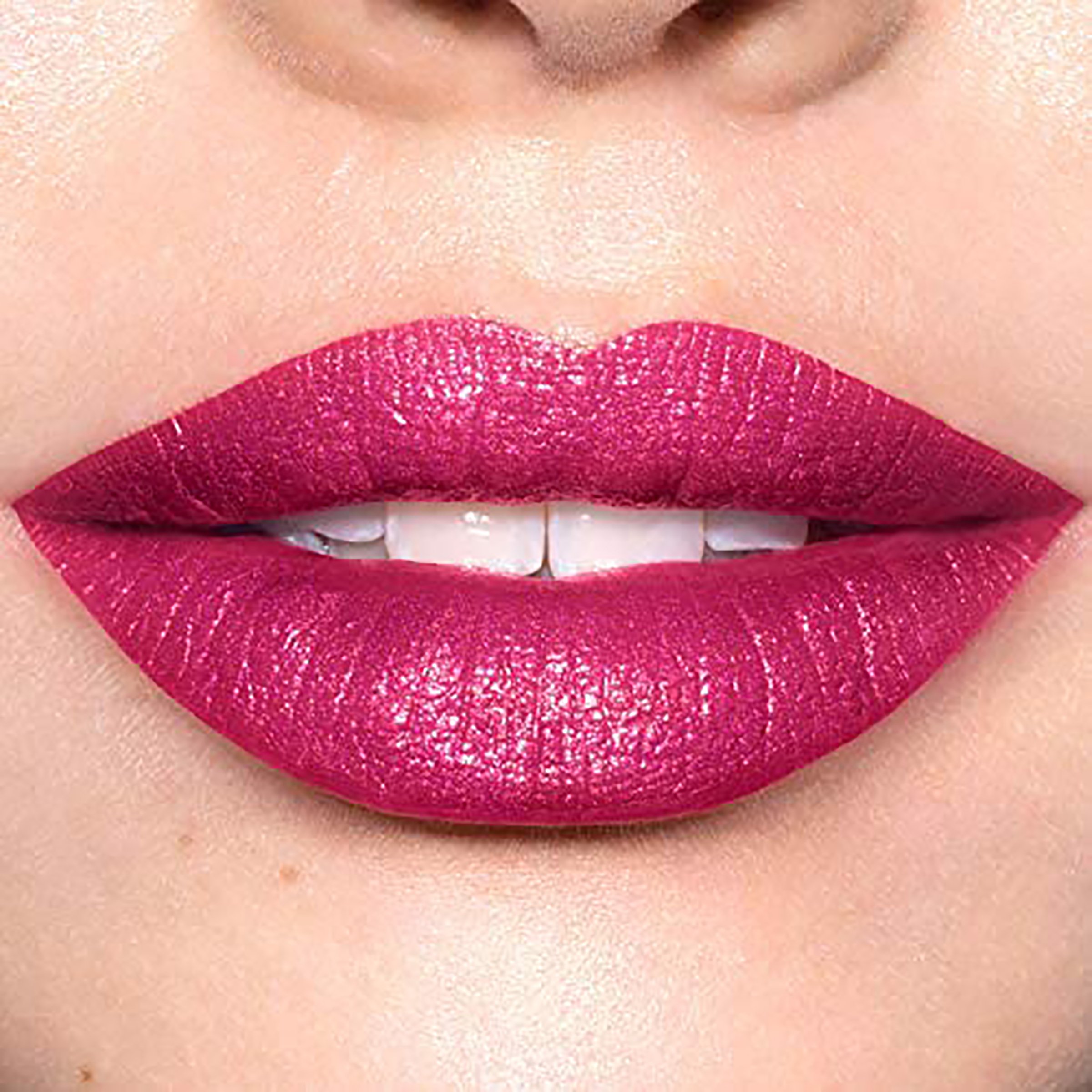 Revlon Super Lustrous Lipstick Fuchsia Fusion (657) 4.2g - Image 4