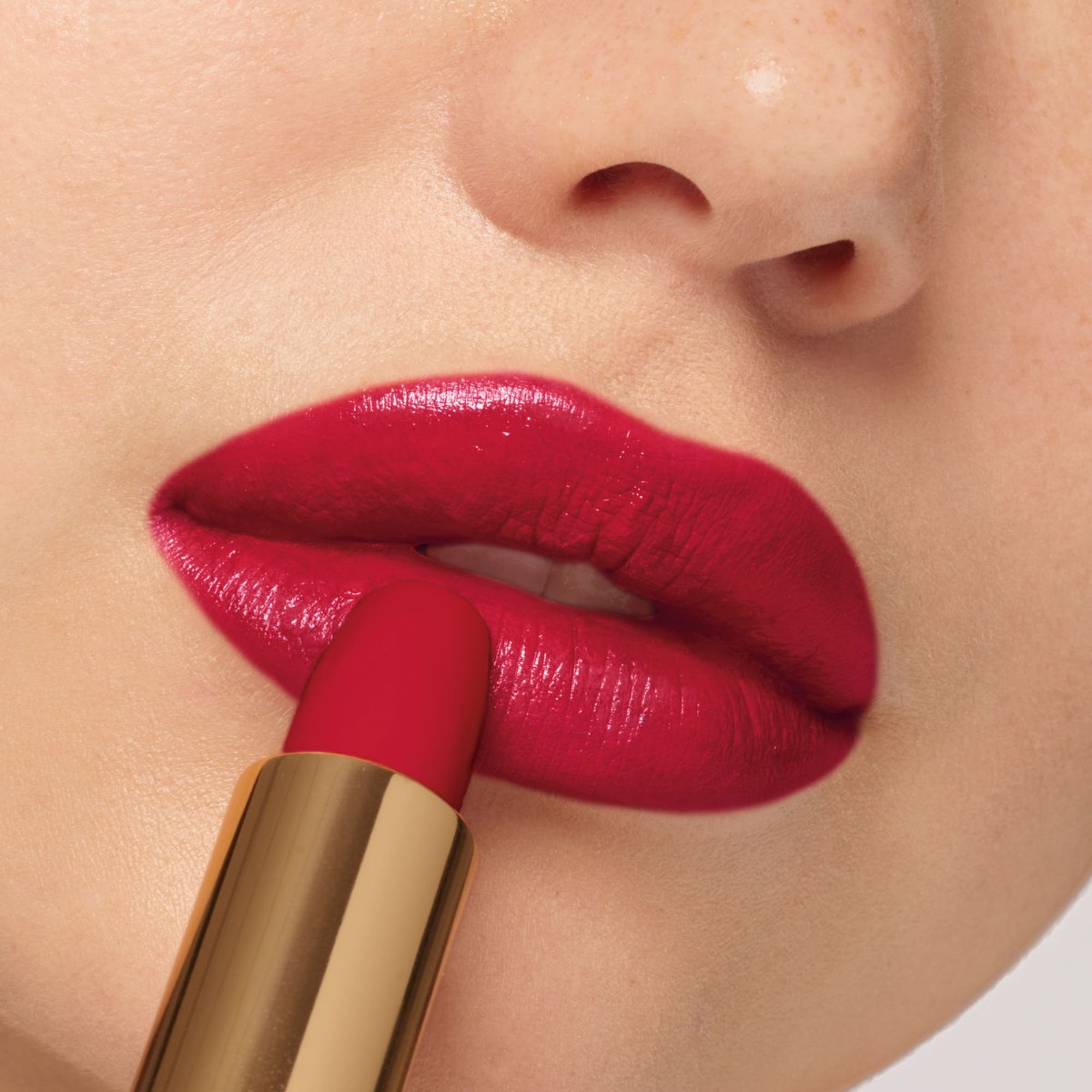 Revlon Super Lustrous™ Ultra Lipstick Heatwave 010 4.2g - Image 5