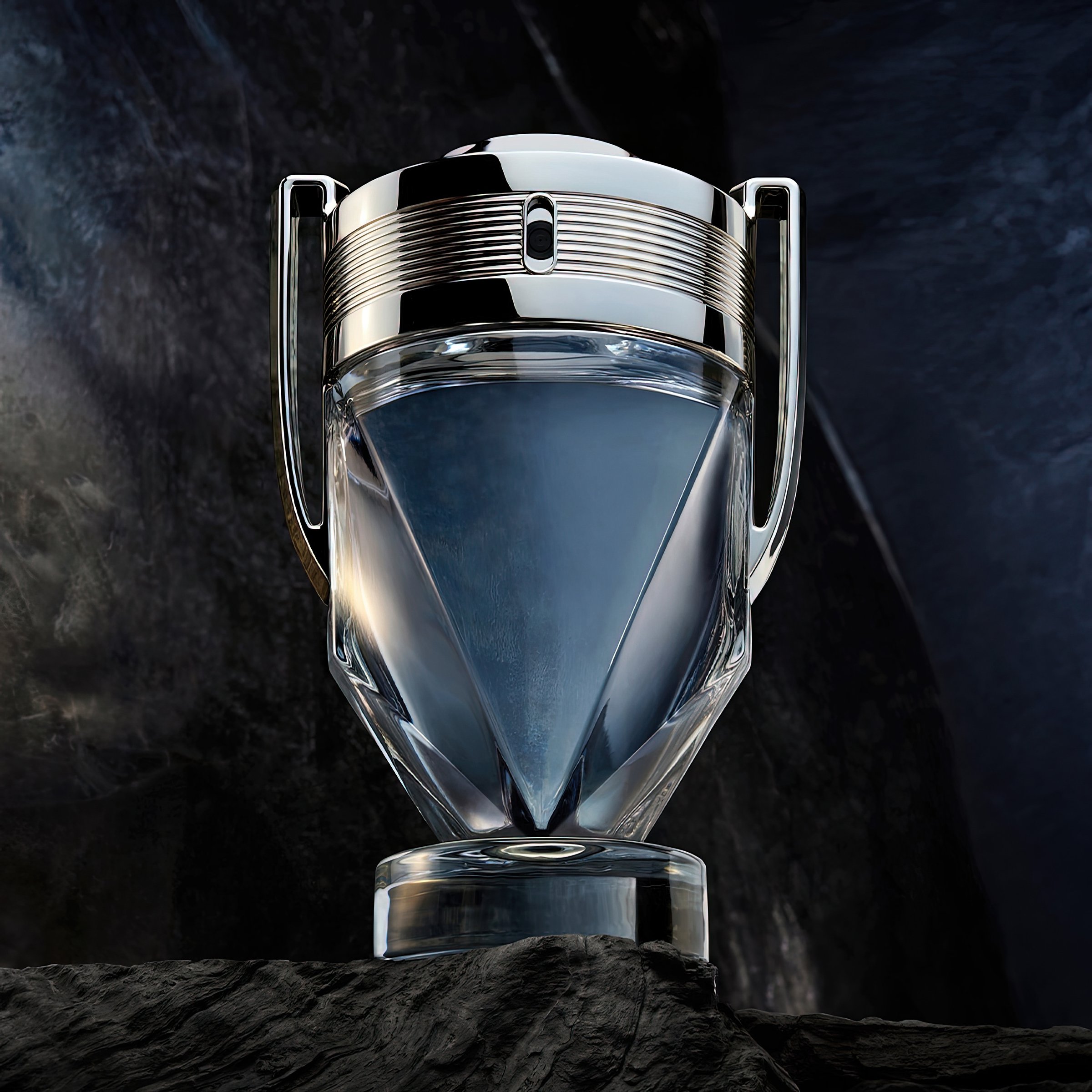 Rabanne Invictus EDT Spray 100ml - Image 3