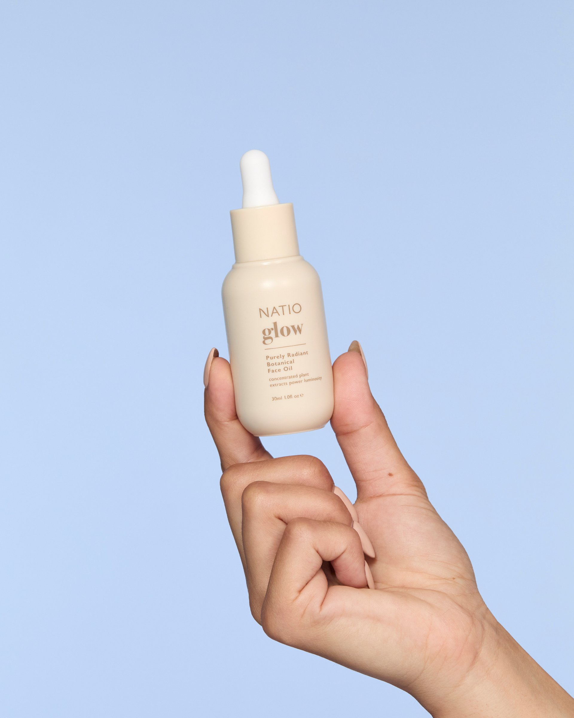 Natio Glow Purely Radiant Botanical Face Oil 30ml - Image 3